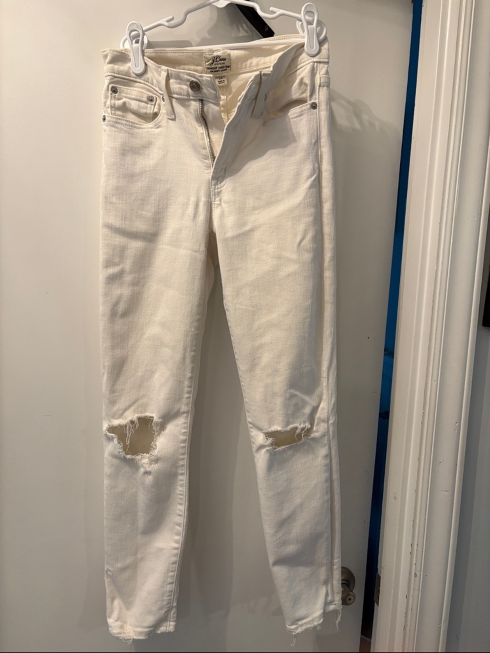 J. Crew White Skinny Jeans with Knee Distress. Lookout high rise skinny crop